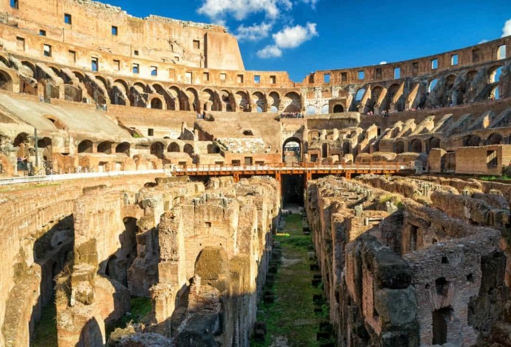 Kolezyumun Areana Yapısı ve Yeraltı Yapısı 01 Roma’nın Arenası: Kolezyum