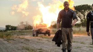 Vin Diesel, 52 yaşına rağmen Bloodshot filminde olduğu gibi aksiyon filmlerinde çok başarılı.